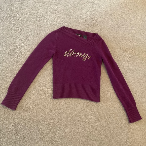 Size Small, bust up to 30” inches, dkny sweater bejeweled or embellishments - Picture 2 of 8